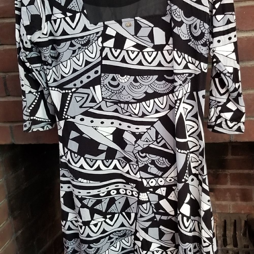 Zen_knits patterned dress.    - Picture 4 of 4